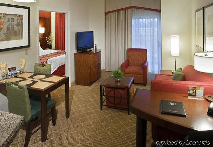 Residence Inn Kansas City Airport Eksteriør bilde